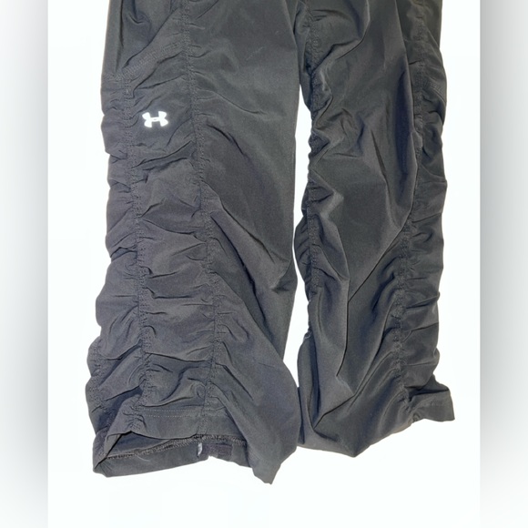 Women’s Under Armour Black Ruched Pants - Picture 8 of 11